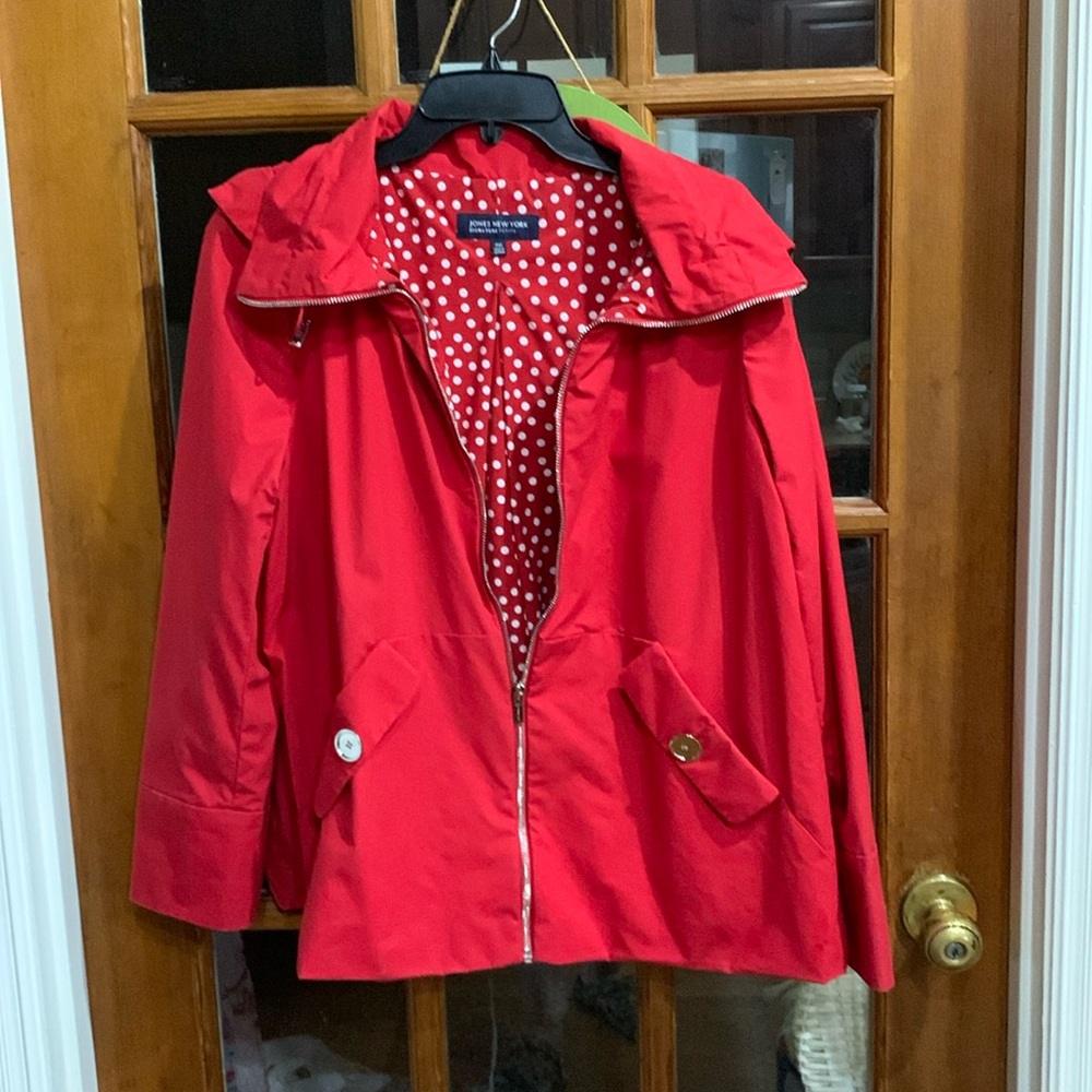 Nice raincoat!!